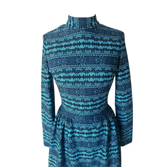 Vintage 70s Dress Blue Patterned Knit Midi Fit & Flare Long Sleeves Small S Bold - Picture 5 of 11